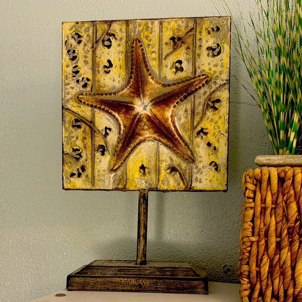 Rustic Starfish Wall Art in Yellow and Brown